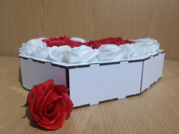 Caixa Coração Geometrico Com Rosas - Img 2