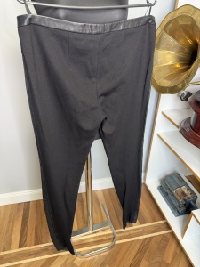 Pantaloni Hugo Boss din piele - Img 2