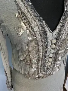 Bluza/Tunică din Mătase Creponată cu Aplicații din Paiete și Mărgele