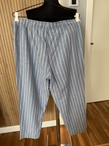 Pantaloni din in cu dungi verticale – lejeri și versatili - Img 2