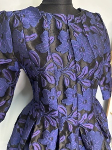 Rochie mov din brocart – mărimea S - Img 2