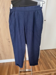 Pantaloni din in Benetton