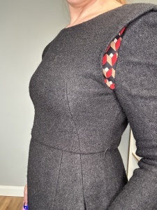 Rochie neagră din stofă plină – mărimea XS–S - Img 3