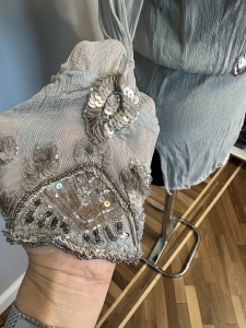 Bluza/Tunică din Mătase Creponată cu Aplicații din Paiete și Mărgele - Img 2