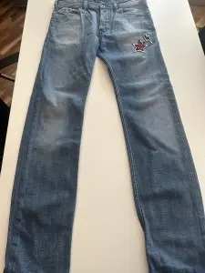 Blugi Diesel – Model Regular Fit - Img 3