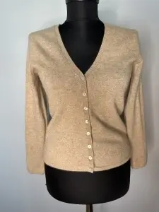 Cardigan din 100% cașmir – mărimea S