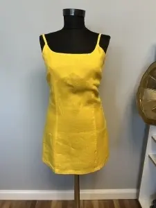 Rochie Galbenă din In de Înaltă Calitate - S -