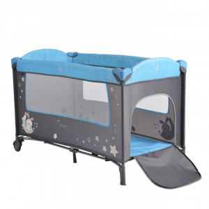 Patut-pliant-transformabil-in-tarc-copii-NOVOKIDS-Sleepy-NEST-60X120-cm-2-Niveluri-Masa-infasat-Jucarie-Carusel-cu-jucarii-din-plus-Fermoar-acces-lateral-Albastru-cu-Gri_7