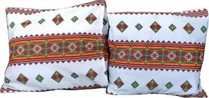 Set 2 perne decorative Casa Gino®, dimensiuni 40X40 cm, pentru living, bucatarie si dormitor, bumbac 100%, Motive traditionale Clasic