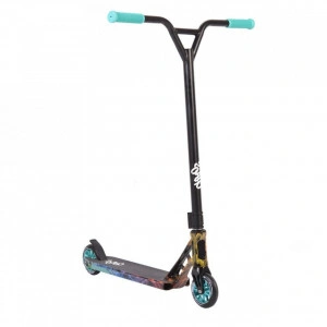 Trotineta Freestyle NOVOKIDS™ Chaos Special Edition, Maner 60 cm latime, Max 100 kg, Frana picior, Cadru si roti aluminiu, Diametru roata 110 mm, Multicolor Camouflage