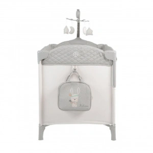 Patut-pliant-transformabil-in-tarc-copii-NOVOKIDS-Indiana-NEST-62X125-cm-2-Niveluri-Jucarie-Carusel-muzical-Fermoar-acces-lateral-Geanta-bebe-Gri_3