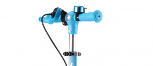 Trotineta-copii-cu-roti-luminoase-din-silicon-NOVOKIDS-Toy-Cube-cu-lumini-3-roti-pliabila-maner-reglabil-pe-inaltime-maxim-50-kg-sistem-frana-Easy-Break-far-luminos-in-fata-design-modern-Albastru_2