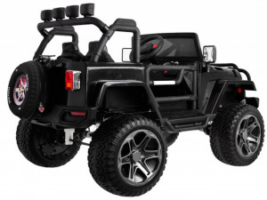 Masinuta-Electrica-cu-acumulator-pentru-copii-NOVOKIDS-Jeep-4X4-PRO-2-locuri-Max-40-kg-Roti-din-Cauciuc-EVA-3-10-ani-Husa-ploaie-si-rucsac-2-Baterii-12V-2-Viteze-Lungime-139-cm-4-motoare-Negru_3
