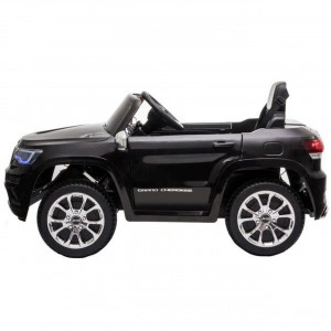 Masinuta-Electrica-cu-acumulator-pentru-copii-NOVOKIDS-Jeep-Grand-Cherokee-Roti-din-Cauciuc-EVA-Max-30-kg-Usi-cu-deschidere-Baterie12V-2-Viteze-Lungime-114-cm-2-motoare-390-W-Negru_2