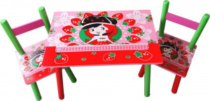 Masuta-copii-din-MDF-cu-doua-scaune-Novokids-My-first-table-dimensiuni-59X39X40-Suprafata-lucioasa-Model-Capsunica-Rosu-cu-Roz