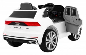 Masinuta-Electrica-cu-acumulator-pentru-copii-NOVOKIDS-Audi-Q8-Lift-Roti-din-Cauciuc-EVA-3-8-ani-Usi-cu-deschidere-Baterie12V-2-Viteze-lungime-109-cm-2-motoare-390-W-Alb_6