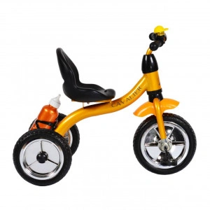 Tricicleta-cu-pedale-NOVOKIDS-Chavalier-Cu-sonerie-si-sticla-de-apa-max-20-kg-Roti-din-spuma-cauciucata-EVA-Cadru-metalic-Dimensiuni-75X54X46-cm-Portocaliu-Gold_1