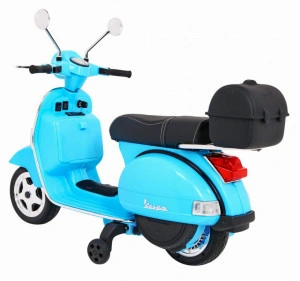 Motocicleta-Electrica-cu-Acumulator-Pentru-Copii-NOVOKIDS-Vespa-Premium-Retro-Scooter-Pornire-la-cheie-3-8-ani-Max-30-kg-Cu-Melodii-si-Lumini-LED-Portbagaj-Roti-ajutatoare-Albastru_3