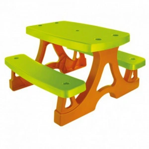 Masuta copii cu bancuta din plastic aditivat Novokids™ Picnic Table, Pentru interior si exterior, Dimensiuni 79x78x47 cm , Suprafata antiaderenta, Rezistenta la apa si soare, Verde