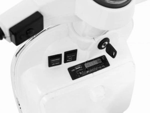 Motocicleta-Electrica-cu-Acumulator-Pentru-Copii-NOVOKIDS-Vespa-Premium-Retro-Scooter-Pornire-la-cheie-3-8-ani-Max-30-kg-Cu-Melodii-si-Lumini-LED-Portbagaj-Roti-ajutatoare-Alb