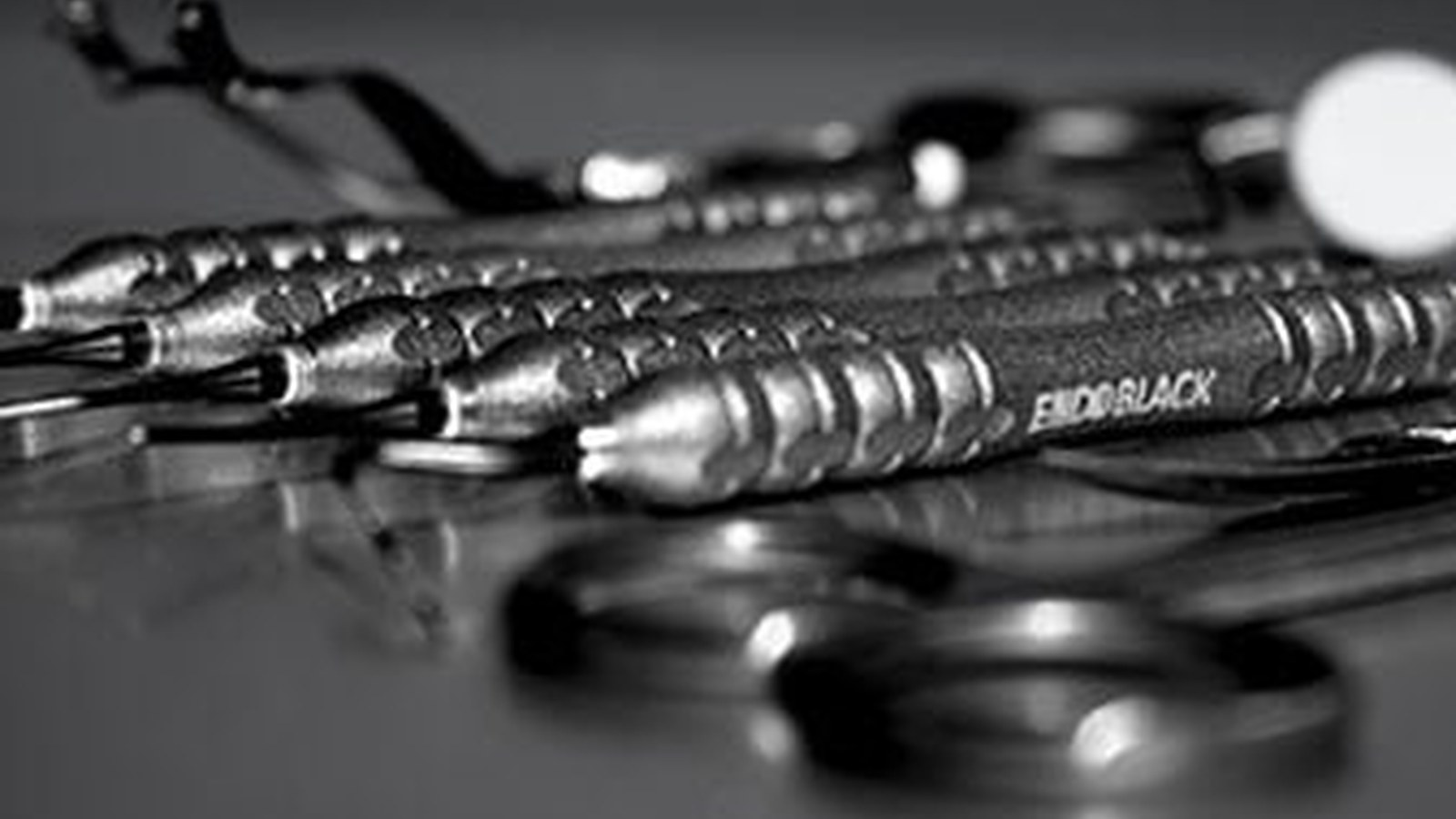 ENDOBLACK® KOHLER: instrumentar endodontic pentru lucrul la microscop