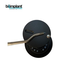 Set cu 20 pini din titan în cutie și instrumentul de aplicare angulat - Img 1