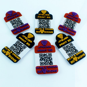 Fridge magnet with QR code
