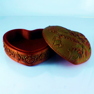 Ornated jewelry box - Img 3