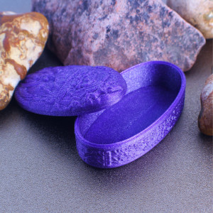 Oval jewelry box