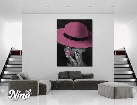 Moderne slike na platnu Devojka sa sesirom u roze boji ms014