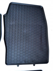 Covorase cauciuc Ford Focus MK III 2010-2018 - Img 2