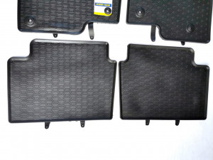 Covorase cauciuc Mazda 6 III Wagon 2012-2024 Mazda 3 2013-2018 - Img 5