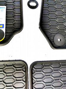 Covorase cauciuc VW Golf 4 hcb/kombi,Bora sed/kombi, 97-2006 Octavia196-2010 , New Beetle 98-2010Seat Leon 1 99-2005 - Img 5