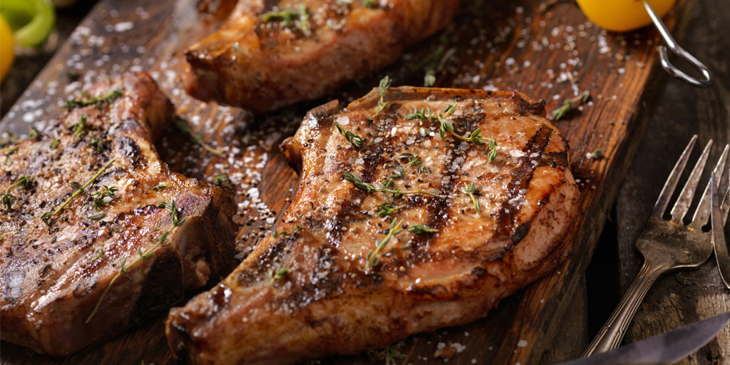 8 trucuri pentru o friptura delicioasa la gratar