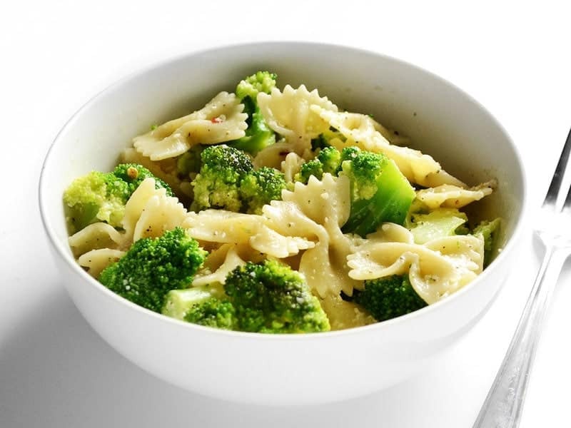 Paste fundițe cu broccoli