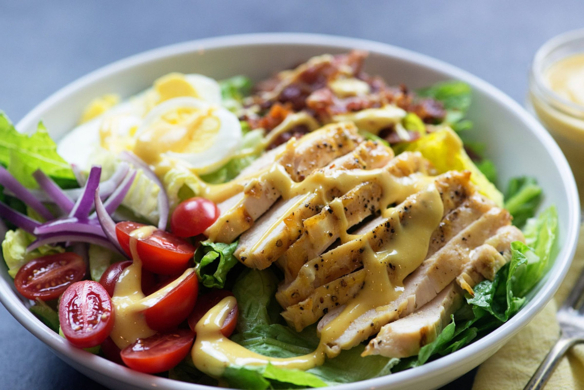 Salata de pui cu mustar si miere