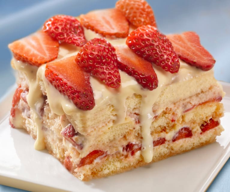 Tiramisu cu capsuni si ciocolata alba