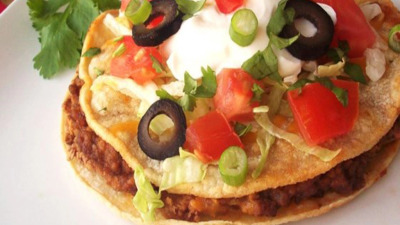 Pizza mexicană cu tortille de porumb