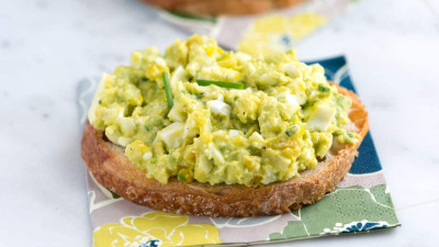 Salata de casa din oua