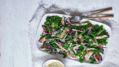 Salata de iarna cu mere si carne de porc