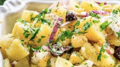 Salata orientala de cartofi