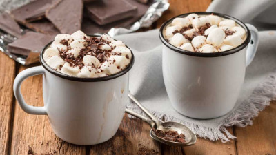 Ciocolata calda cu marshmallows