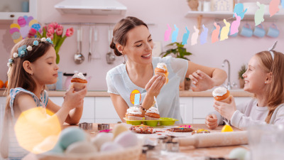 3 idei de deserturi de Paste pentru copii