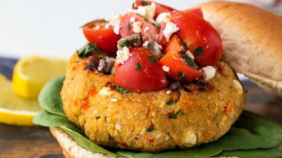 Burger cu quinoa
