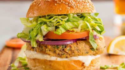 Burger cu somon