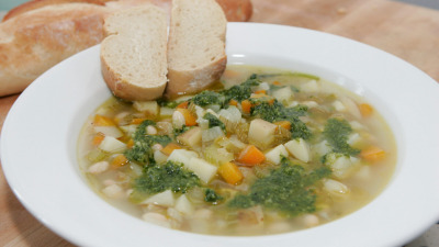 Ciorba de legume cu struguri