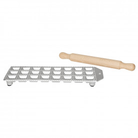 Aparat pentru ravioli Eppicotispai 24 buc. 32x32 mm + sucitor 651223