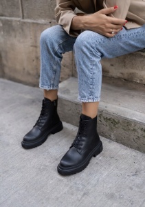Bocanci Valeria Black