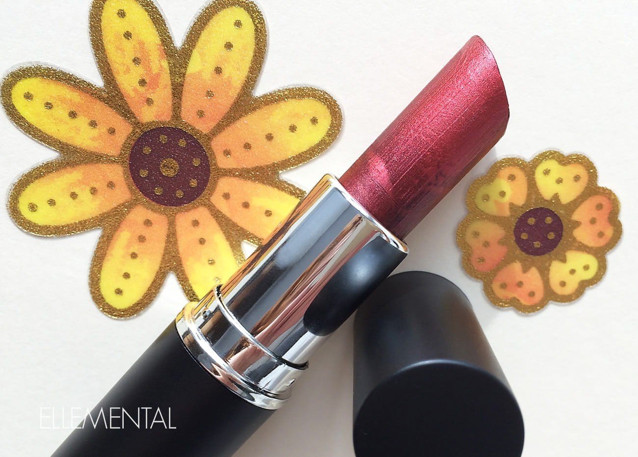Rubinred Lippenstift