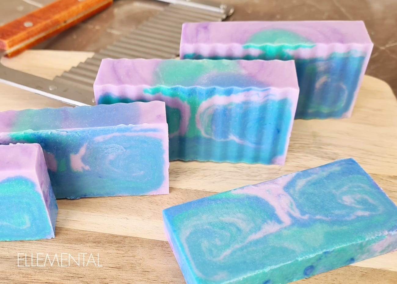 Ocean waves Seife